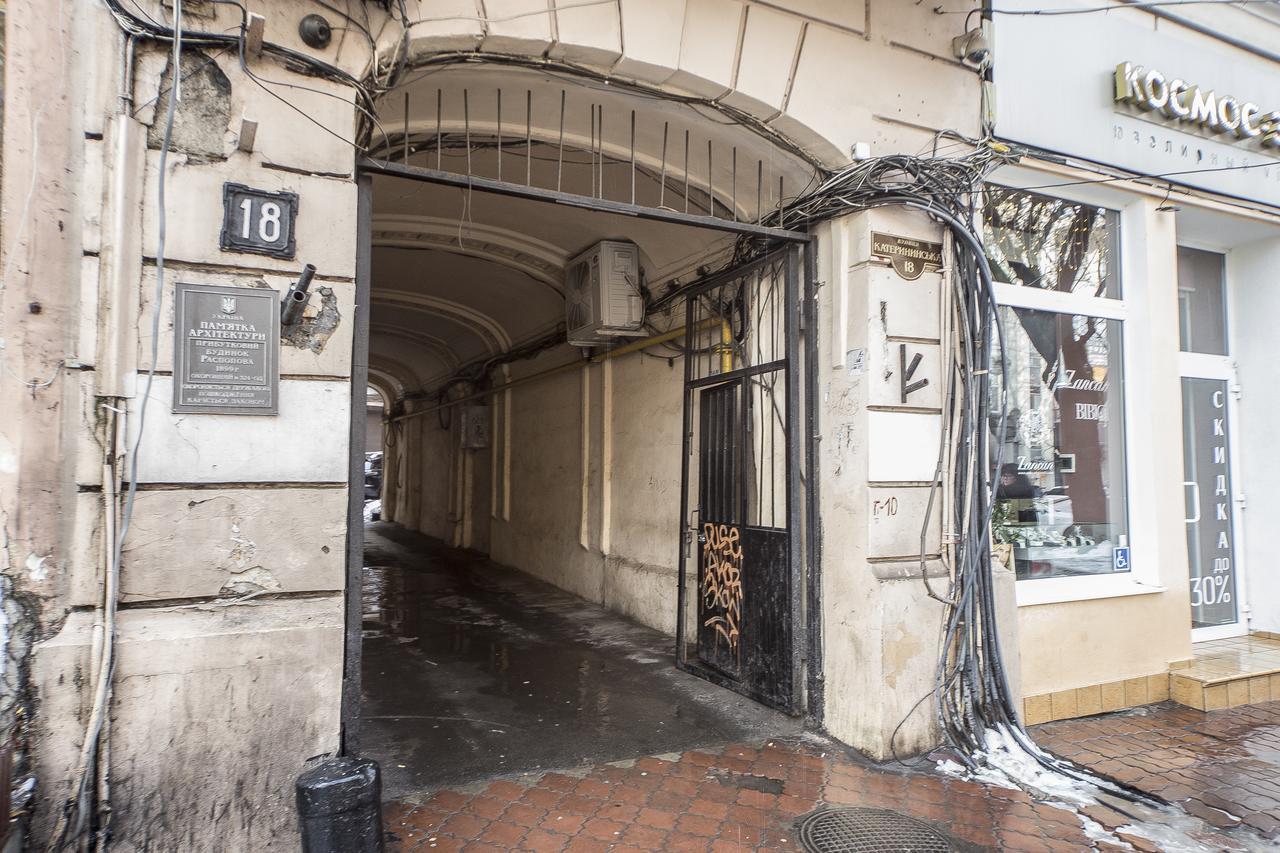 Апартаменты Goodrest On Ekaterininskaya Одесса Экстерьер фото